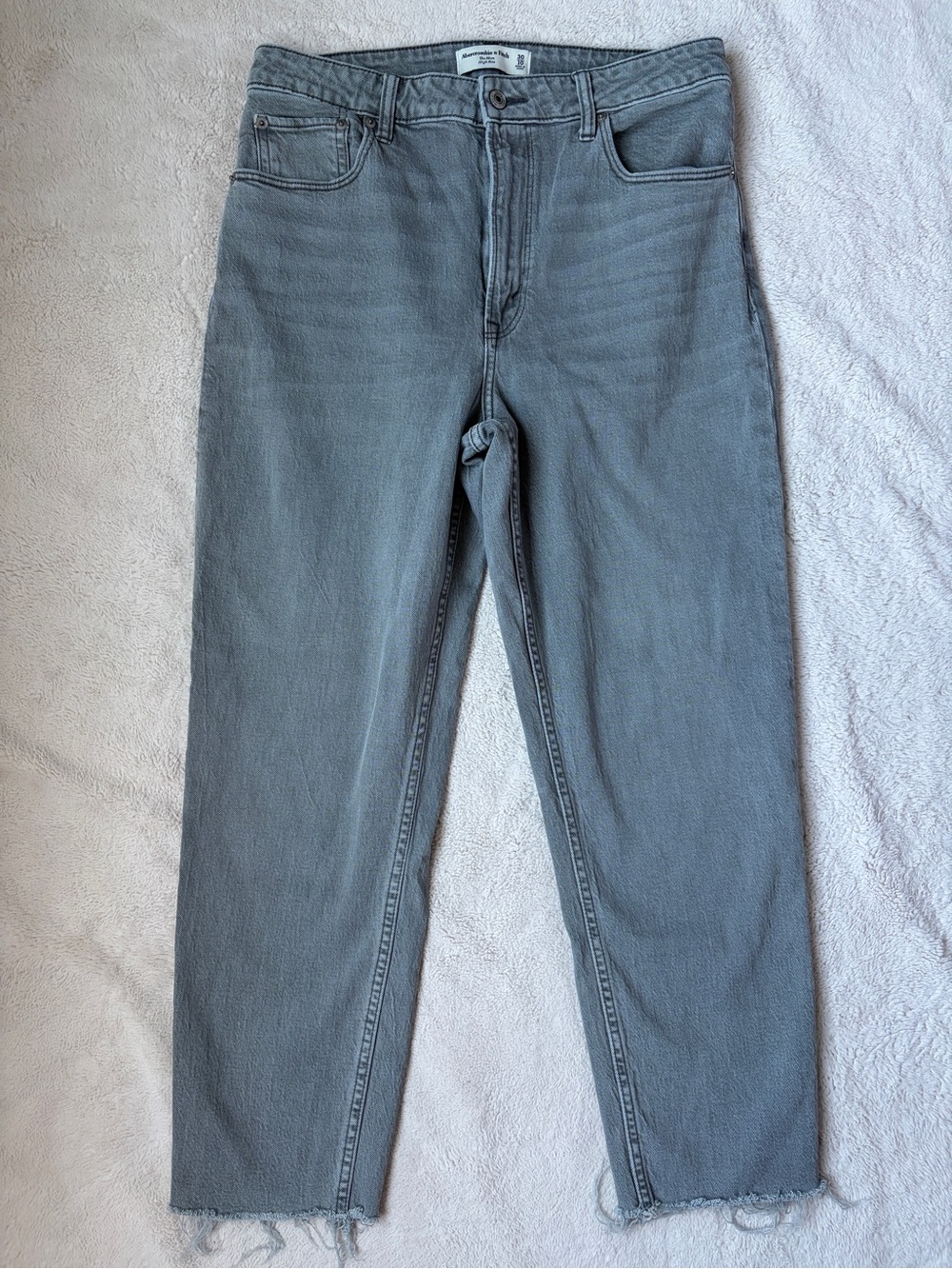 Abercrombie & Fitch The Mom High Rise Gray Love Curve Jeans Women Size 10 or 30